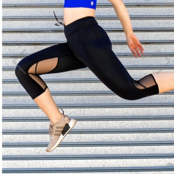 🦋 JOLYN Byron Black Leggings Capri Training Mesh Small